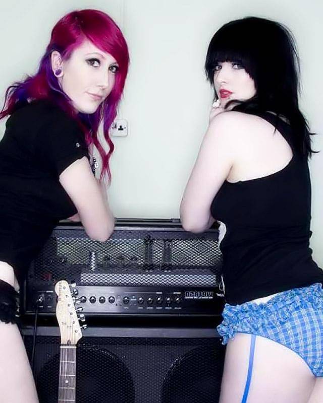 Домашние фотографии сексуальных и горячих телок 5 фотография