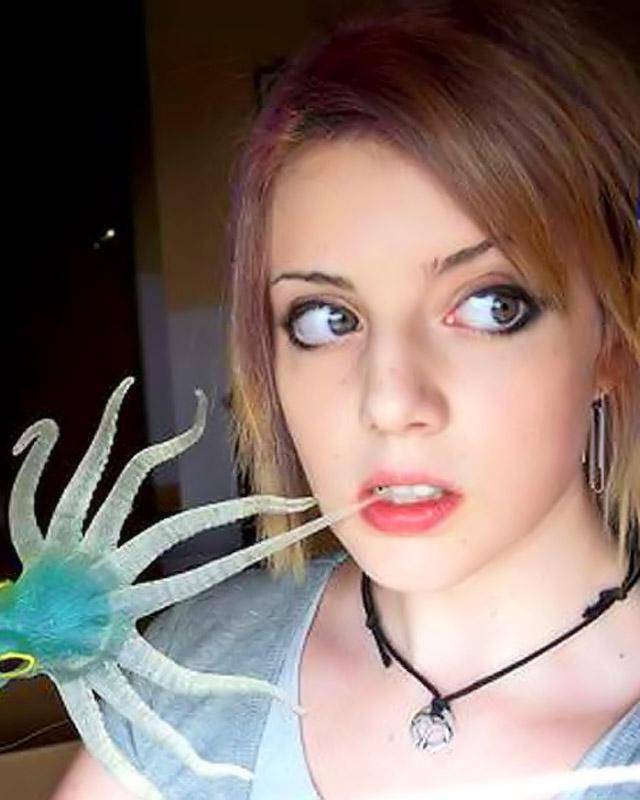 Домашние фотографии голых девушек-эмо 5 фотография