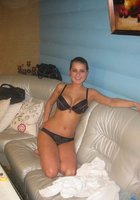 Первокурсницы делают откровенные фото на отдыхе 38 фото