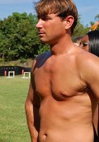 В конюшне поимел двух наездниц 12 фотография В конюшне поимел двух наездниц 12 фотография