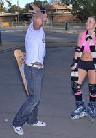 Сексуальная красавица возбуждает 11 фотография