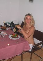 Сучка нашла себе старого любовника 12 фотография