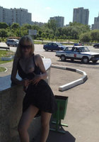 Озабоченная блондинка ловит попутку с голыми сиськами 12 фотография