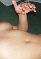 Кавказская грешница часто устраивает разврат у себя дома 21 фотография